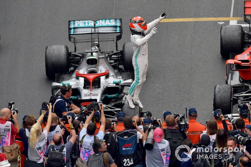 Lewis Hamilton, Mercedes AMG F1, 1st position, celebrates in Parc Ferme