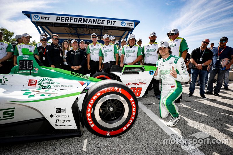 Colton Herta comemora pole