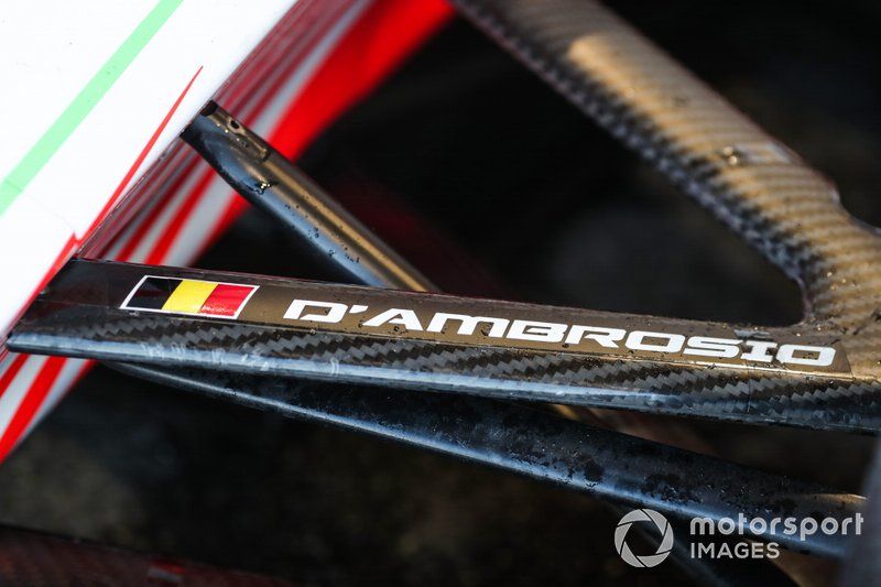 Dettaglio della sospensione sulla monoposto di Jérôme d'Ambrosio, Mahindra Racing, M5 Electro