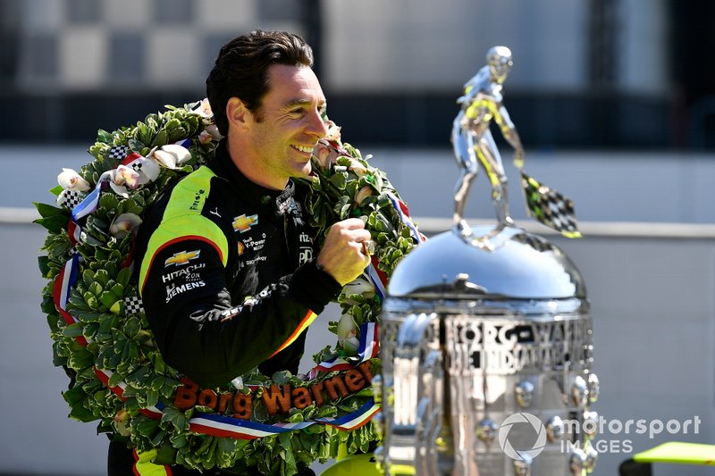 Simon Pagenaud, Team Penske Chevrolet con el Borg-Warner