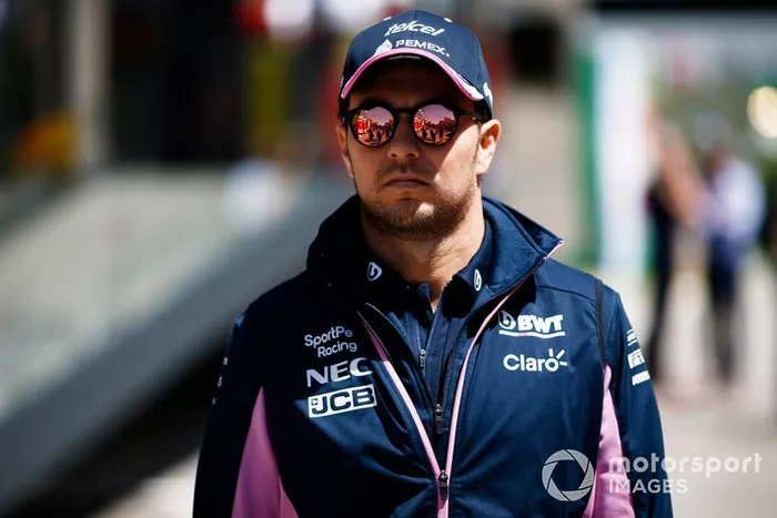 Sergio Perez, Racing Point en el paddock