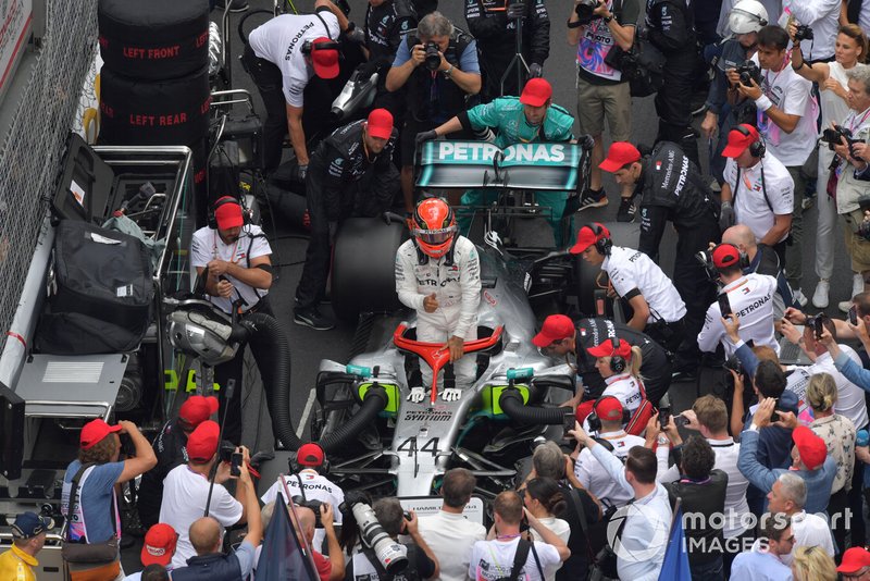 Lewis Hamilton, Mercedes AMG F1 W10, arrives on the grid