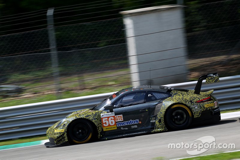 #56 Project 1 Porsche 911 RSR: Egidio Perfetti, Giorgio Roda, Jörg Bergmeister