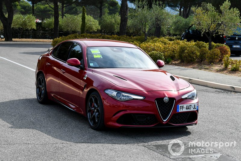 Antonio Giovinazzi, Alfa Romeo Racing arrive dans une Alfa Romeo