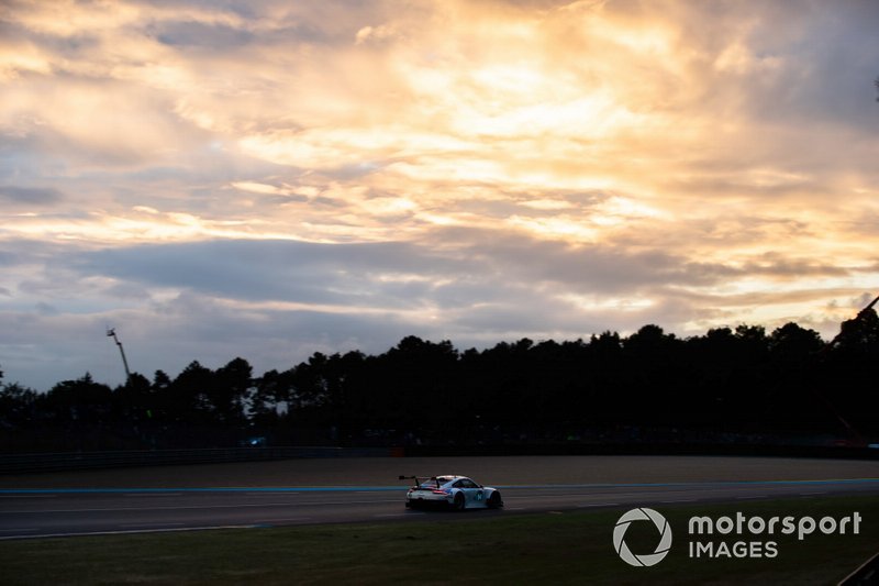#94 Porsche GT Team, Porsche 911 RSR: Sven Muller, Mathieu Jaminet, Dennis Olsen