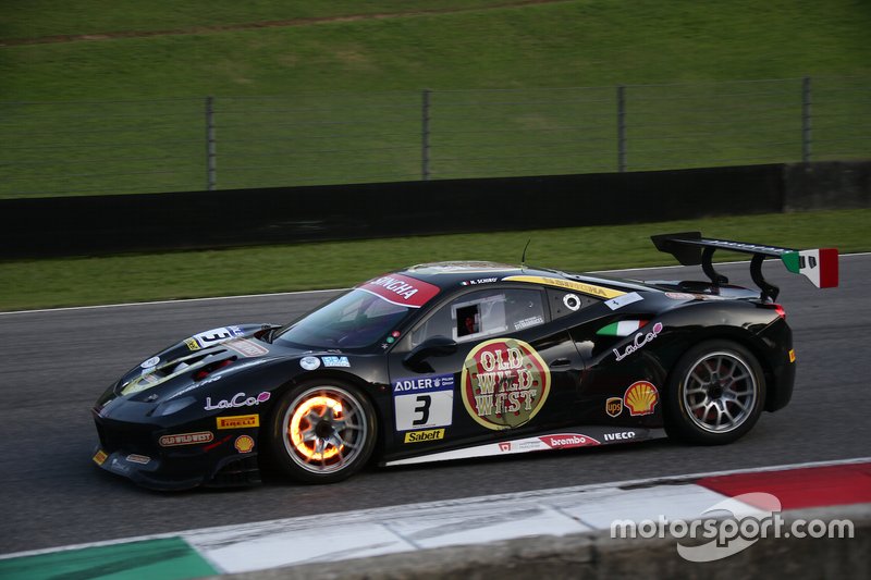 #3 Ferrari 488 Challenge, Rossocorsa: Niccolò Schirò