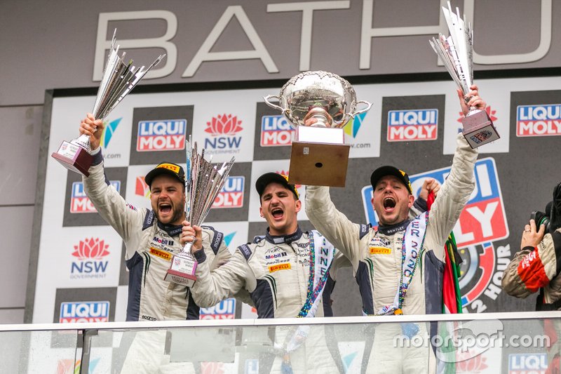Podium: Winner #7 Bentley Team M-Sport Bentley Continental GT3: Jules Gounon, Maxime Soulet, Jordan Pepper