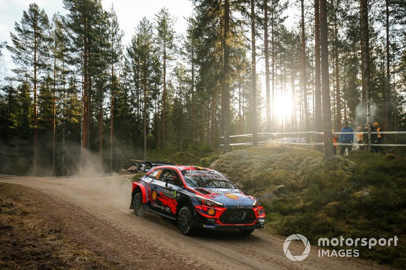 Thierry Neuville, Nicolas Gilsoul, Hyundai Motorsport Hyundai i20 Coupe WRC