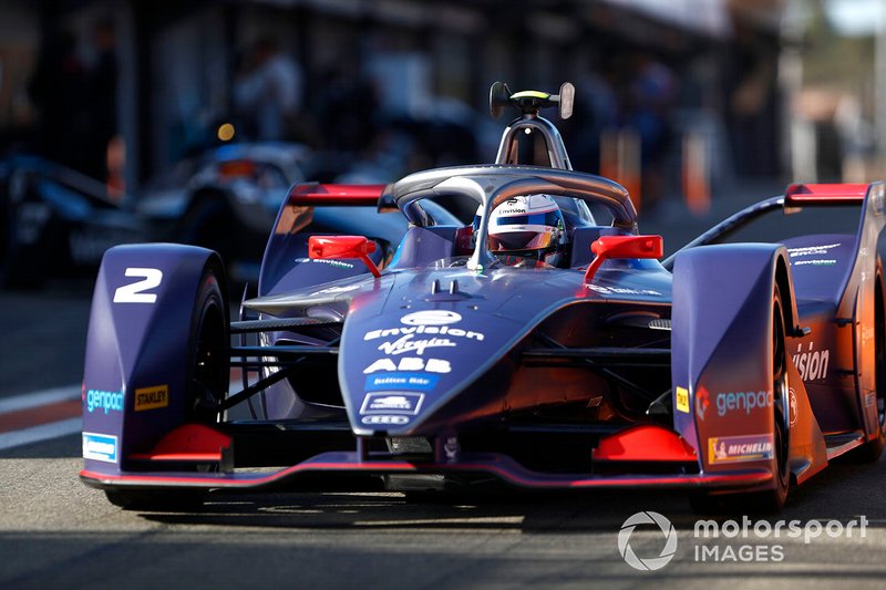 Sam Bird, Envision Virgin Racing, Audi e-tron FE06 in the pit lane