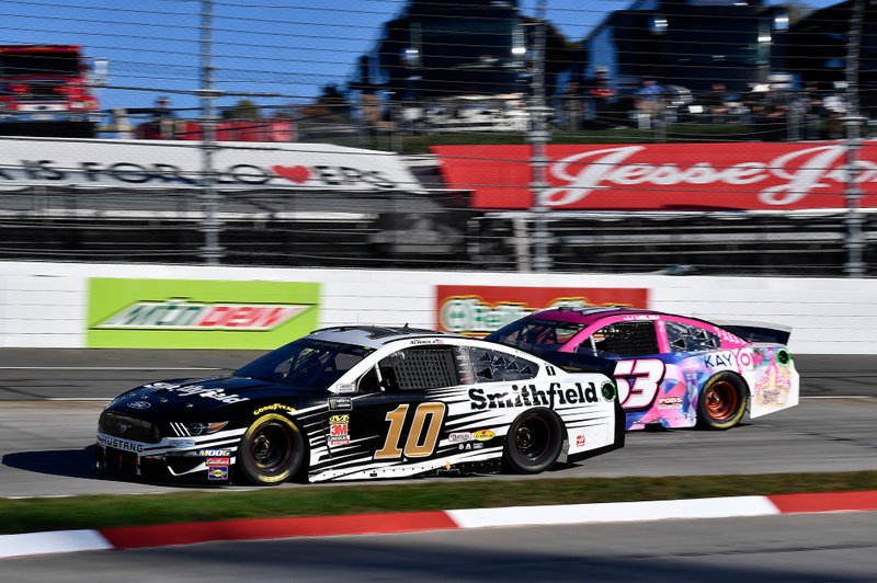Aric Almirola, Stewart-Haas Racing, Ford Mustang Smithfield