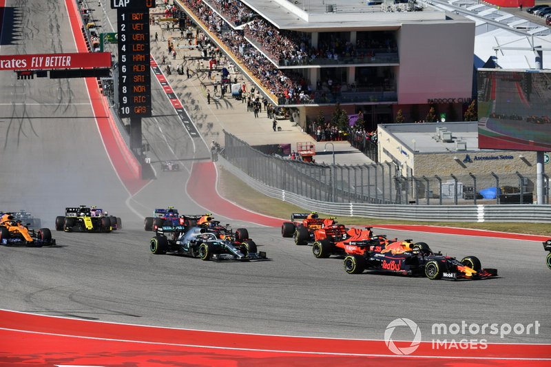 Max Verstappen, Red Bull Racing RB15, leads Sebastian Vettel, Ferrari SF90, Lewis Hamilton, Mercedes AMG F1 W10, Charles Leclerc, Ferrari SF90, Lando Norris, McLaren MCL34, Alexander Albon, Red Bull RB15, and the remainder of the field at the start