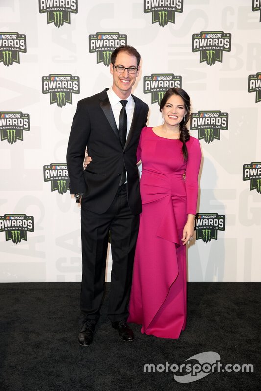 Joey Logano y su esposa Brittany