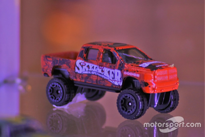 Diecast Ram 1500 Hot Wheels