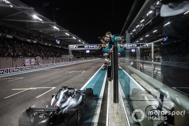 2018: Lewis Hamilton (Mercedes-AMG F1 W09)
