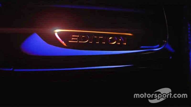Тізер Mercedes CLA Edition 1 2020 року
