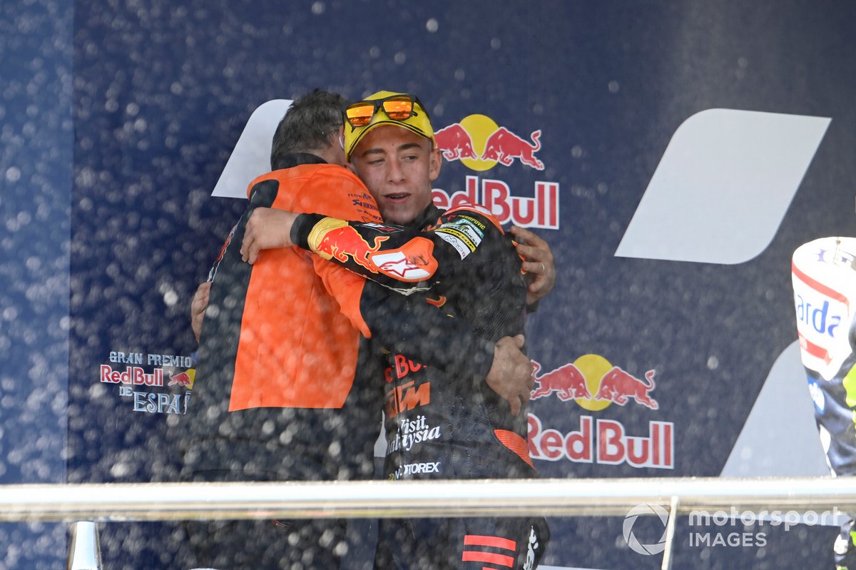 Ganador de la carrera, Pedro Acosta, Red Bull KTM Ajo