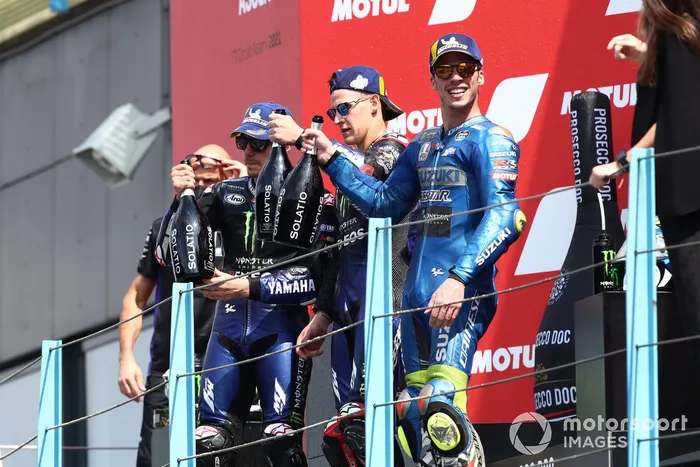 Fabio Quartararo, Yamaha Factory Racing, Maverick Vinales, Yamaha Factory Racing, Joan Mir, Team Suzuki MotoGP