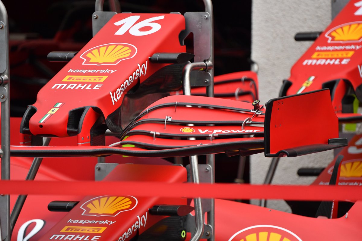 Detalle del frente y del alerón delantero del Ferrari SF21