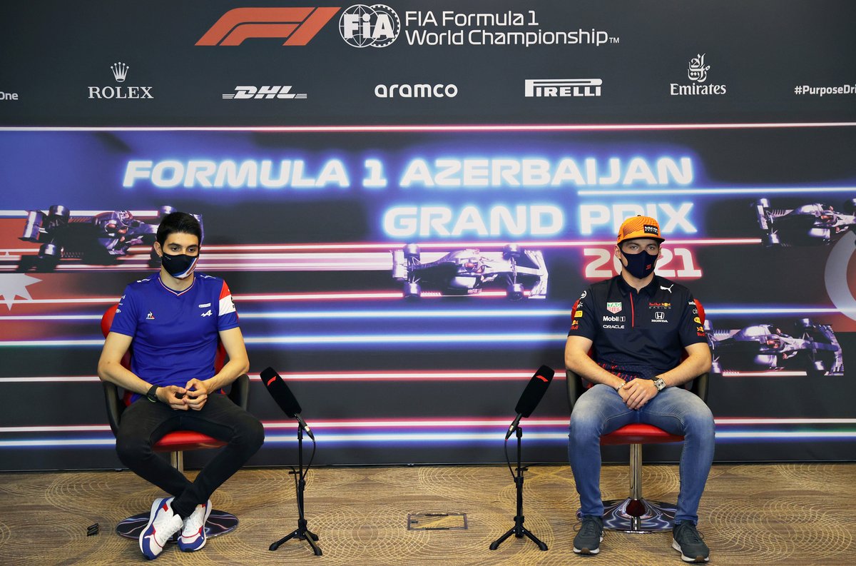 Esteban Ocon, Alpine y Max Verstappen, Red Bull Racing
