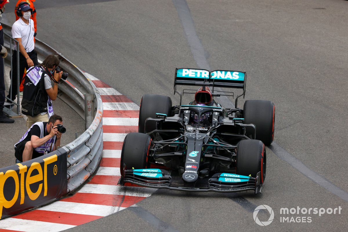 Lewis Hamilton, Mercedes W12