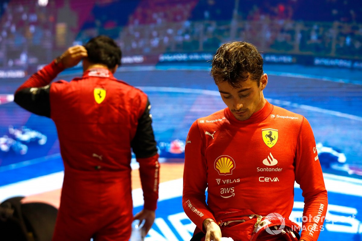 Carlos Sainz, Ferrari, 3a posizione, Charles Leclerc, Ferrari, 2a posizione