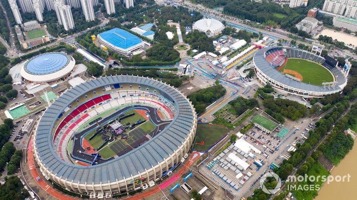 Vista aérea del circuito de la Fórmula E en Seúl dentro del Estadio Deportivo de Jamsil