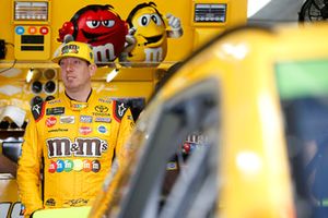 Kyle Busch, Joe Gibbs Racing, Toyota Camry M&M's