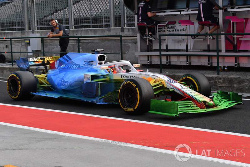 Robert Kubica, Williams FW41, avec de la peinture aéro flow-viz sur la voiture