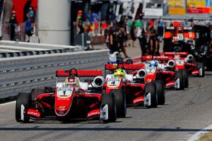 Guanyu Zhou, PREMA Theodore Racing Dallara F317 - Mercedes-Benz