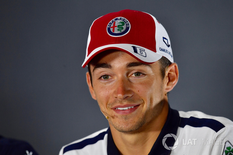 Charles Leclerc, Sauber F1 Team, en rueda de prensa