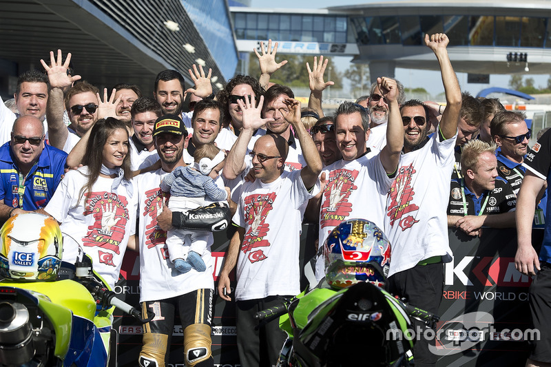 Race winner Kenan Sofuoglu, Puccetti Racing