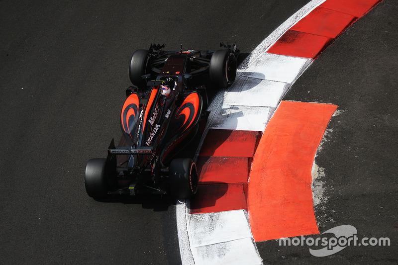 Jenson Button, McLaren MP4-31