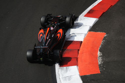 Jenson Button, McLaren MP4-31