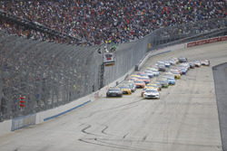 Start: Brad Keselowski, Team Penske Ford leads