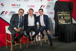 Federico Gonzalez Compean, directeur général de CIE, Adrián Fernández, Rodrigo Sanchez, directeur du marketing et de la communication de CIE