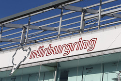 Boxengasse am Nürburgring