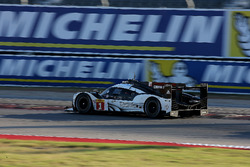 #1 Porsche Team Porsche 919 Hybrid: Timo Bernhard, Mark Webber, Brendon Hartley