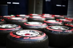 Des pneus Pirelli