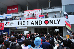 Podium: winner Naoki Yamamoto, Team Mugen, second place Yuji Kunimoto, Cerumo Inging, third place Stoffel Vandoorne, Dandelion Racing