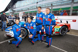 #67 Ford Chip Ganassi Racing Team UK Ford GT : Marino Franchitti, Andy Priaulx, Harry Tincknell