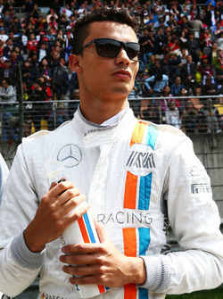 Pascal Wehrlein, Manor Racing on the grid