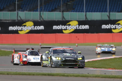 Alex MacDowall, Fernando Rees, Richie Stanaway, #99 Aston Martin Vantage V8