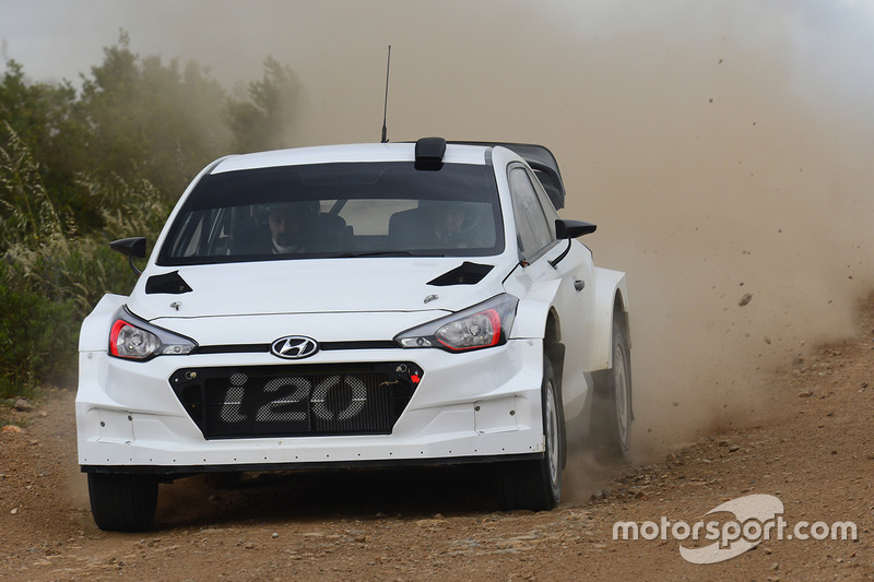 Hyundai i20 WRC 2017 testi