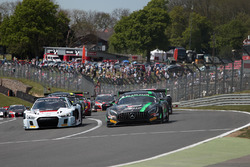 Start: #86 HTP Motorsport Mercedes AMG GT3: Jules Szymkowiak, Bernd Schneider leads