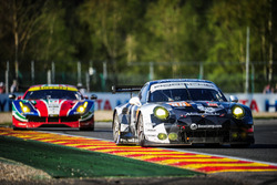 #88 Proton Racing Porsche 911 RSR: Khaled Al Qubaisi, David Heinemeier Hansson, Patrick Long