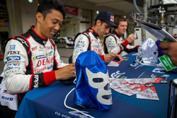 Toyota Racing: Sébastien Buemi, Kazuki Nakajima, Anthony Davidson