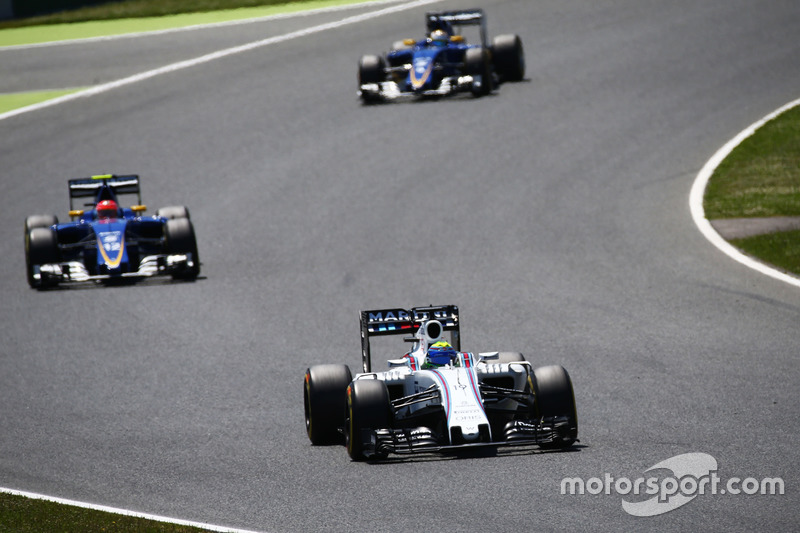 O piloto da Williams conseguiu entrar na zona de pontuação, terminando em oitavo.