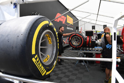 Area di preparazione delle gomme Pirelli