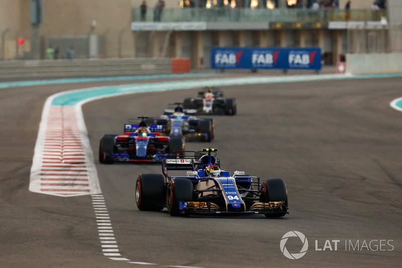 Pascal Wehrlein, Sauber C36, Brendon Hartley, Scuderia Toro Rosso STR12, Marcus Ericsson, Sauber C36