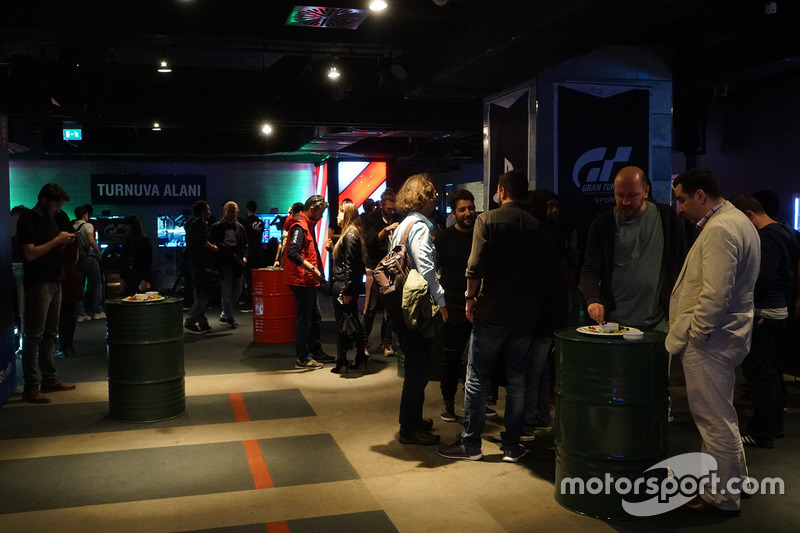 Gran Turismo Sport Point Hotel Lansmanı